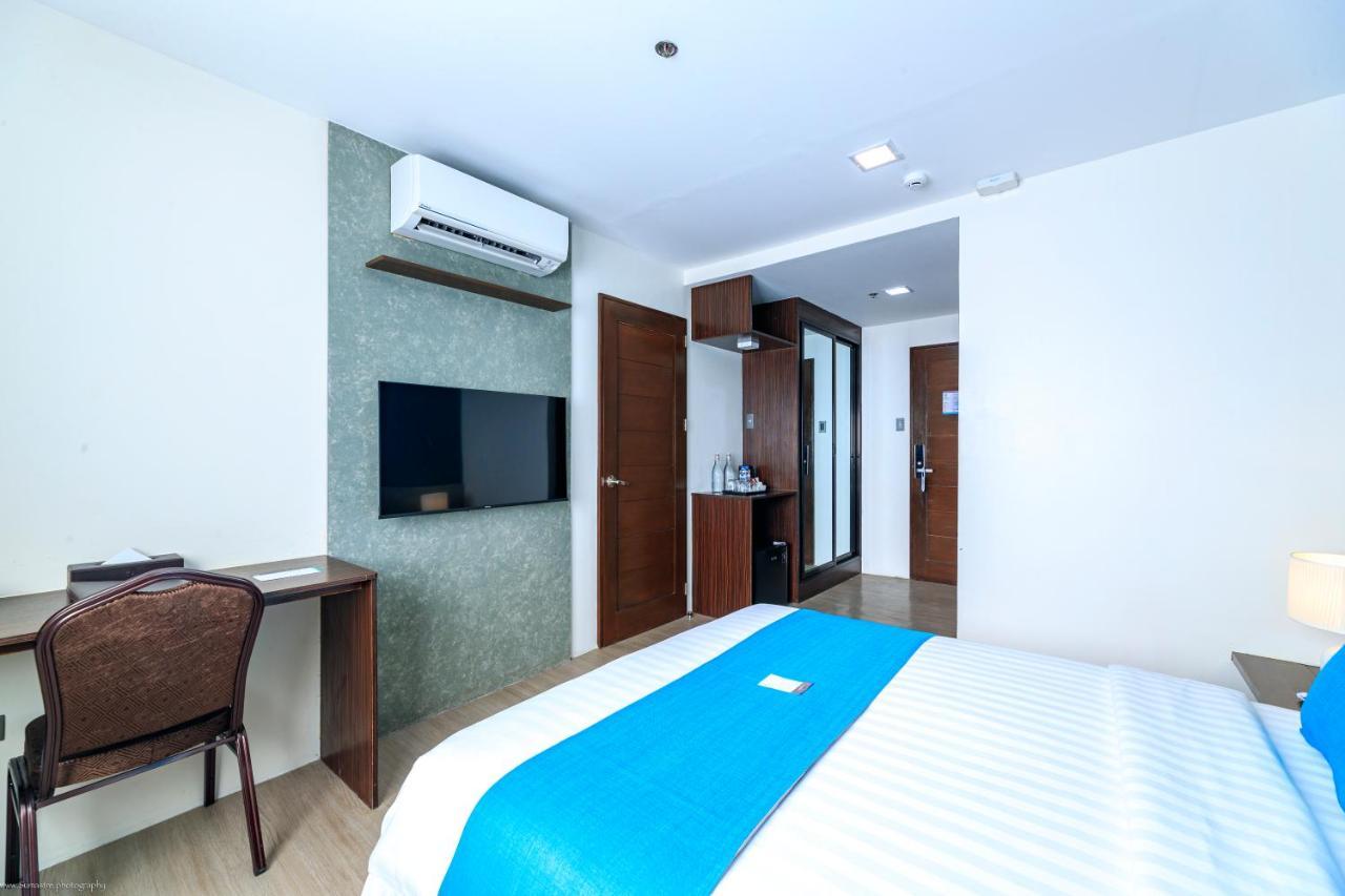 Fynn Boutique Hotel Bacoor Екстер'єр фото