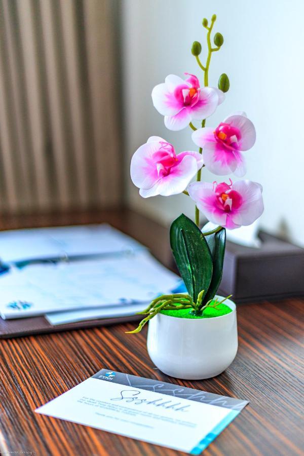 Fynn Boutique Hotel Bacoor Екстер'єр фото