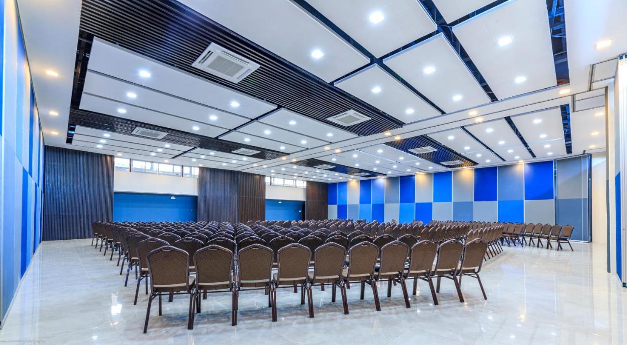 Fynn Boutique Hotel Bacoor Екстер'єр фото