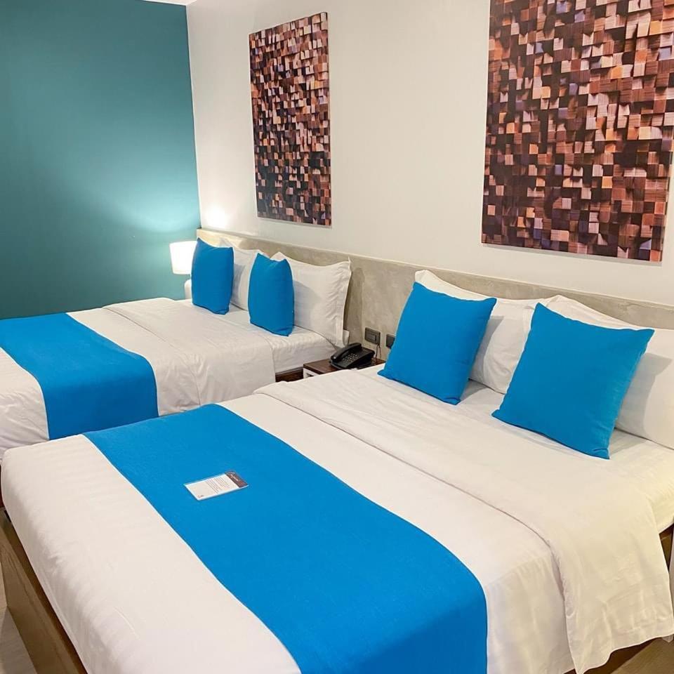 Fynn Boutique Hotel Bacoor Екстер'єр фото